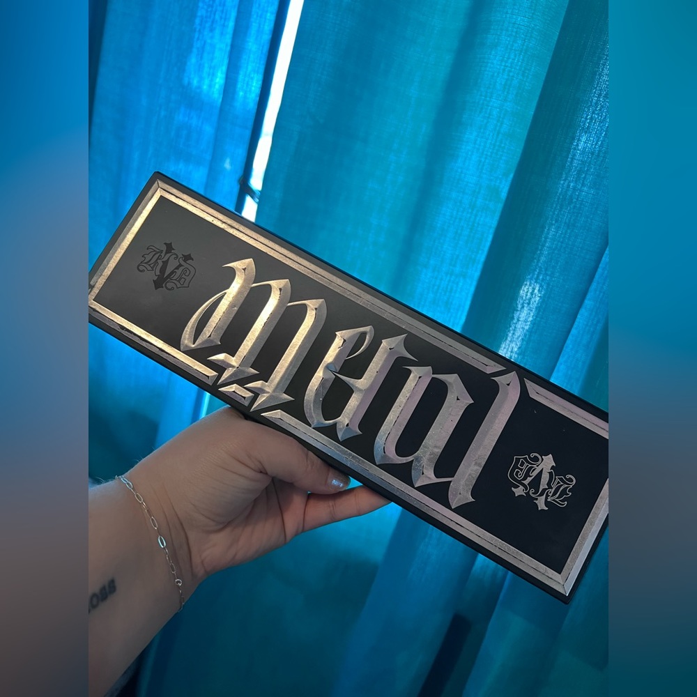 KVD MetalMatte Eyeshadow Palette